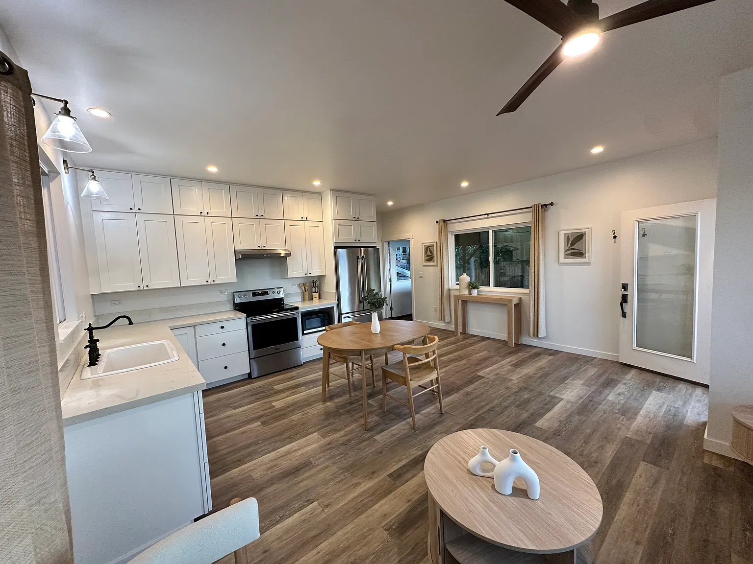 1 bed, 750 sqft, $3,400 — Photo 4