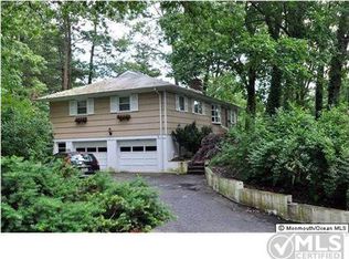 916 Teaberry Ln, Brielle, NJ 08730
