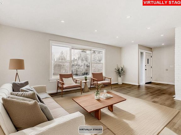 4th image of 13405 SW Park Way