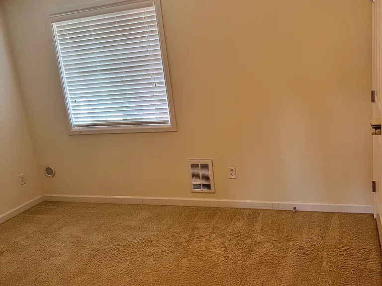 511 141st Ave SE #35 — Photo 11