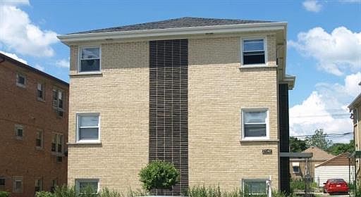 1st image of 7340 N Harlem Ave APT 1E