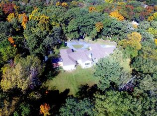 21727 N Hickory Hill Dr, Kildeer, IL