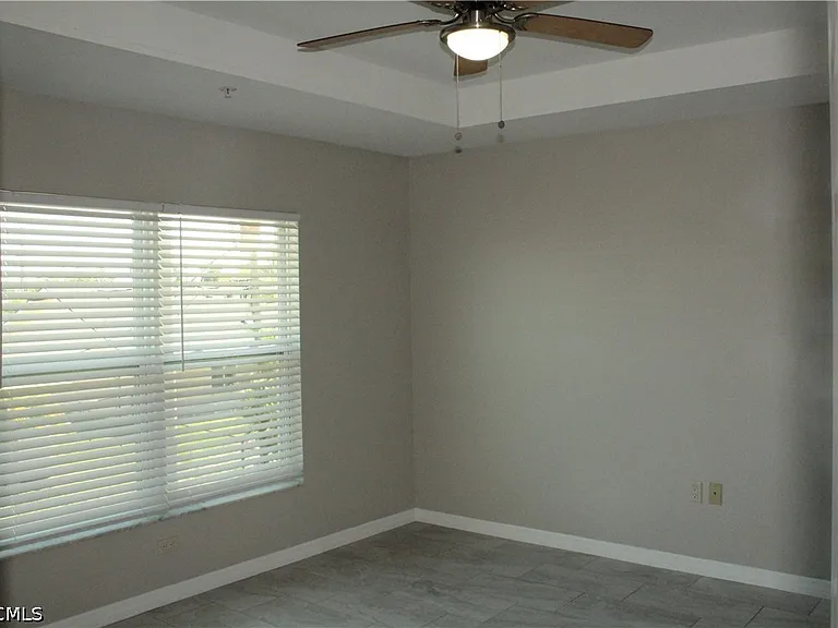 1110 SW 47th Ter #205 — Photo 8
