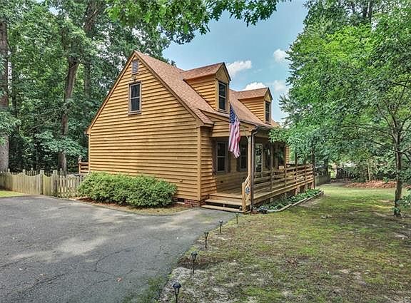 2nd image of 7112 White Pine Ct