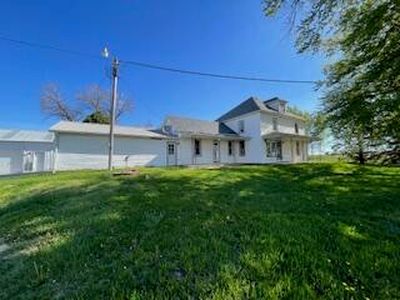2216 Road M16, Earling, IA, 51530
