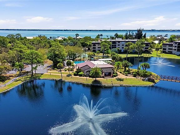 3rd image of 23465 Harborview Rd APT 231