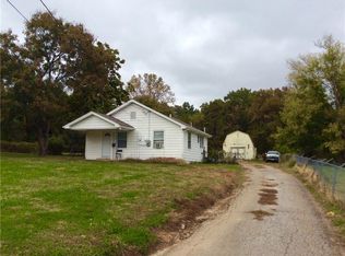 15904 E T C Lea Rd, Independence, MO 64050