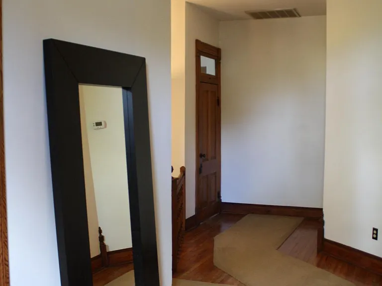 532 N Walnut St — Photo 11