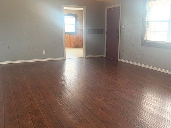 3rd image of 890 SE 1001st #1001