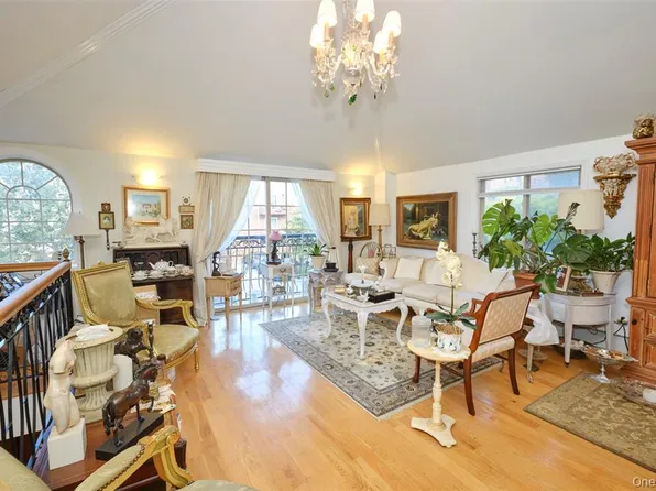 84-34 120th Street image 5 of 33