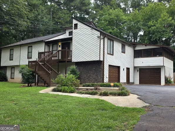 610 S Hairston Rd, Stone Mountain, GA 30088
