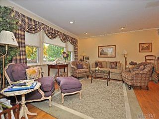 5th image of 151 Daytona St