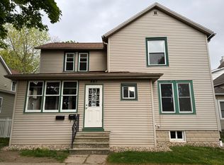 807 Court St, Saint Joseph, MI 49085