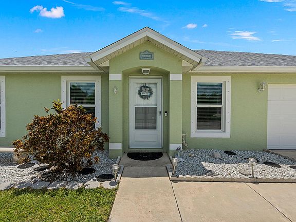 3rd image of 2752 SW Palace Avenue
