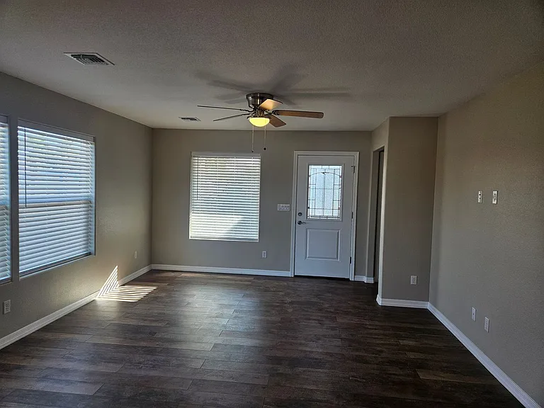 1803 Rollando Dr — Photo 4