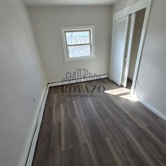22-21 Eckert Ave #2 — Photo 9