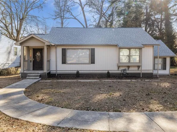 2060 Baker Rd NW, Atlanta, GA 30318