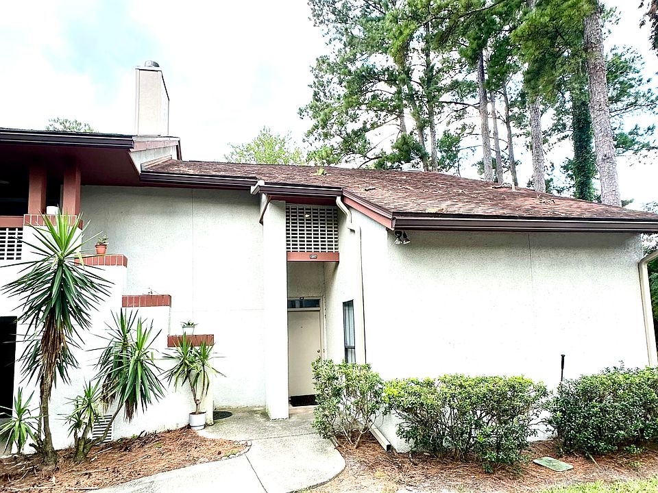 1st image of 1307 Wood Hill Pl