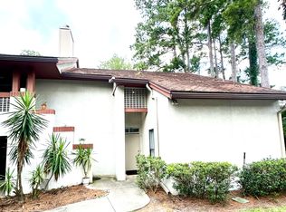 1307 Wood Hill Pl, Jacksonville, FL 32256