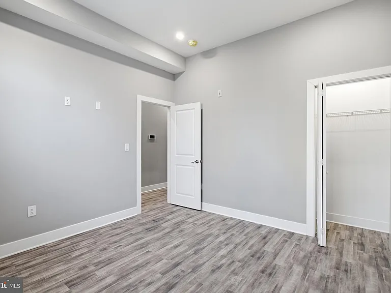 2500 N Mascher St #2 — Photo 7