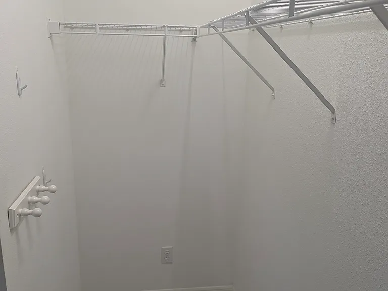 1063 Jonah Dr — Photo 14