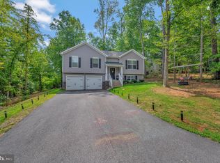 720 Gold Valley Rd, Locust Grove, VA 22508