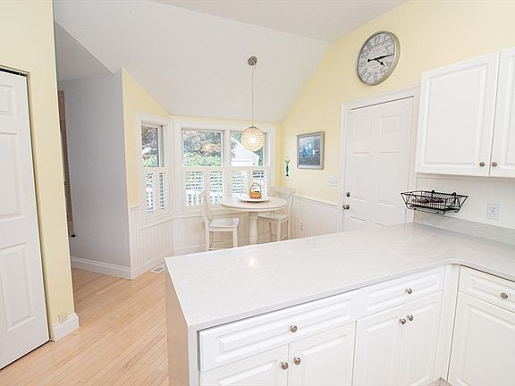 5th image of 59 Hidden Bay Dr #59