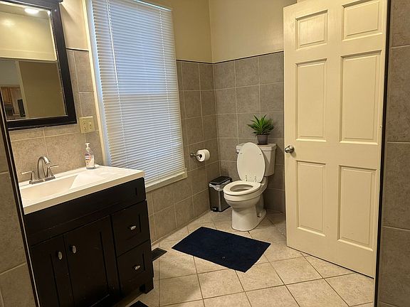 4th image of 113 Comstock Pl APT 4