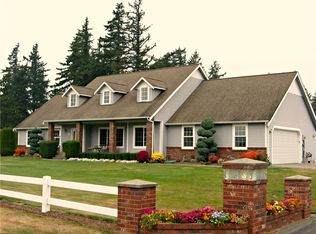 810 E Wiser Lake Rd, Lynden, WA 98264