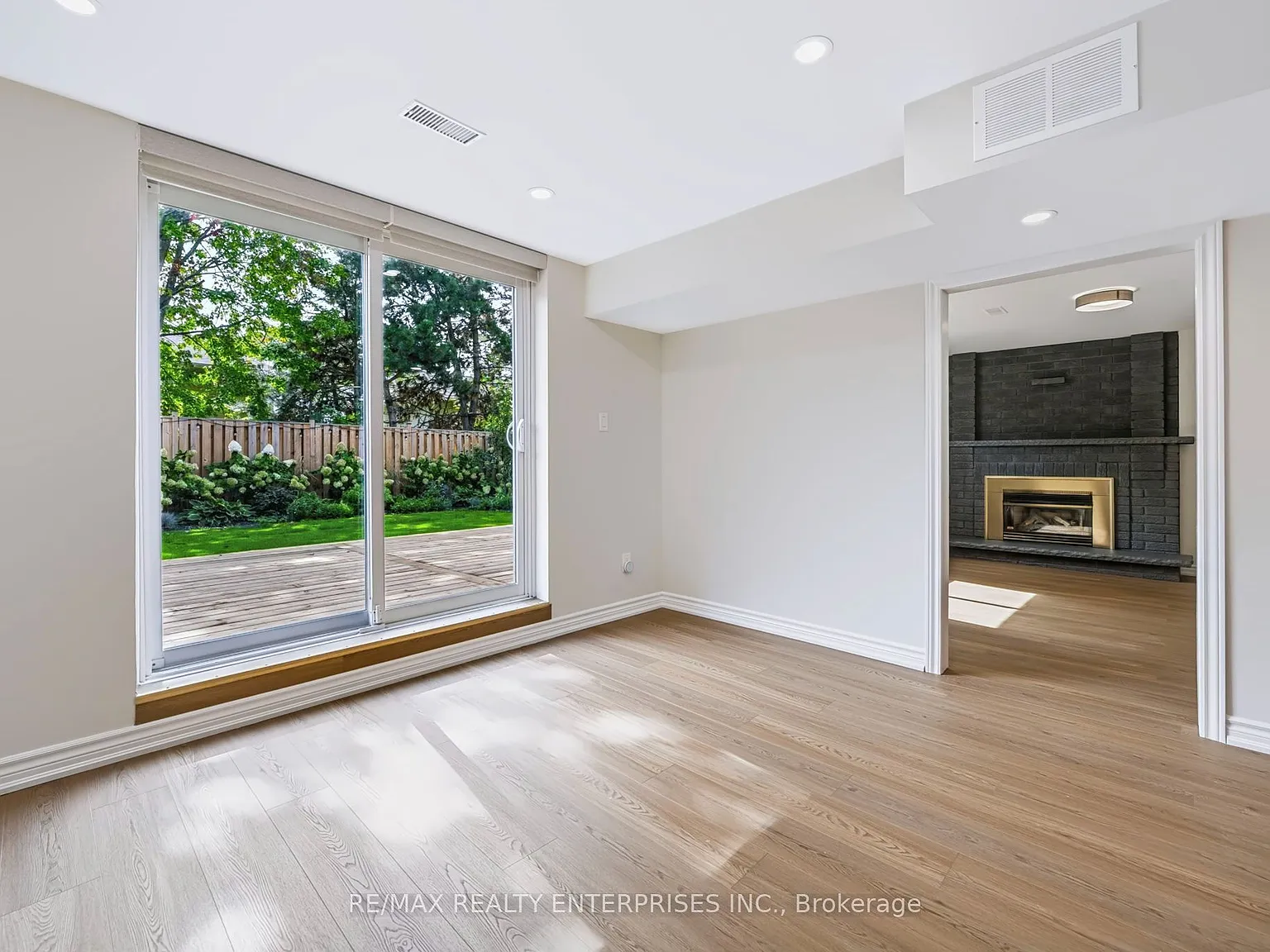 2 bed, $2,300 — Photo 2