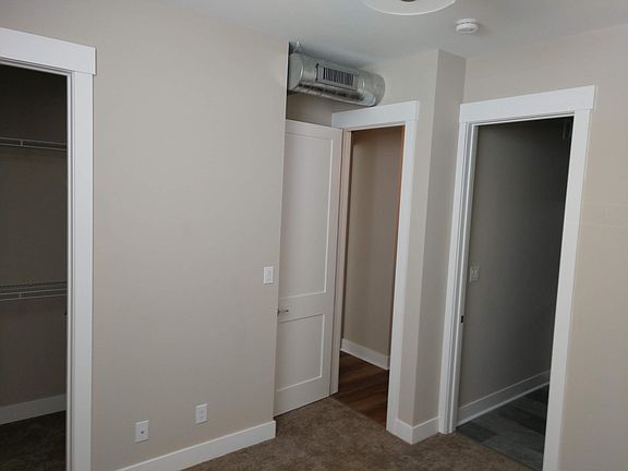 5th image of 25 S Plum St #1