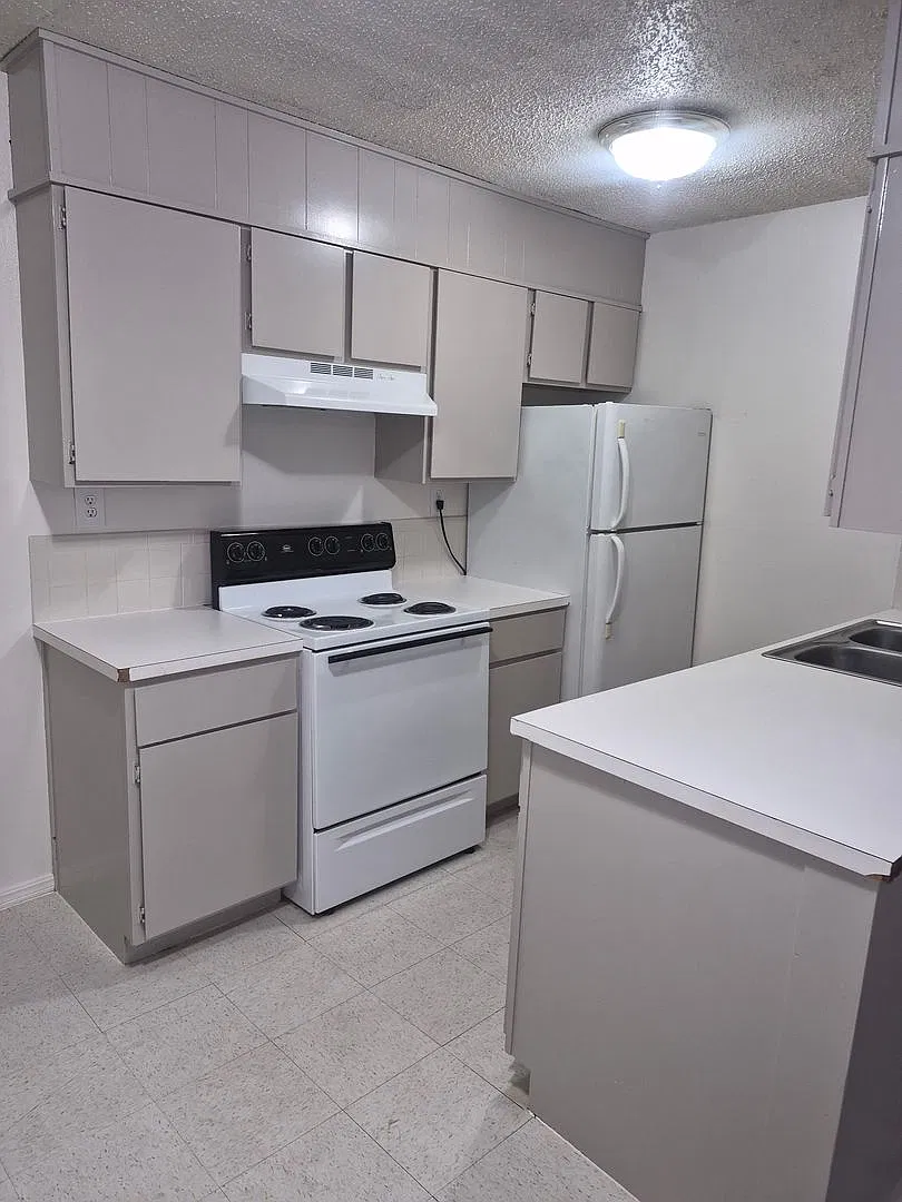 Drews Investments - 317 (KB) — Photo 3