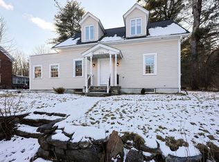 326 Ponakin Rd, Lancaster, MA 01523