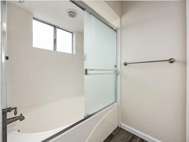 11013 Bahia Ct — Photo 23