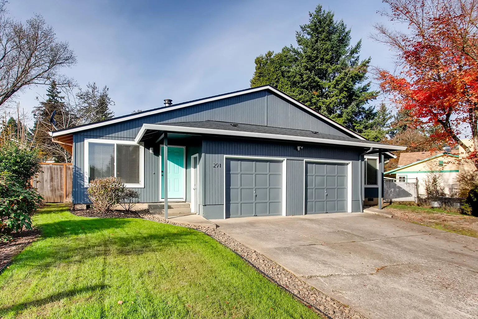 291 NE 12th Ave photo 1