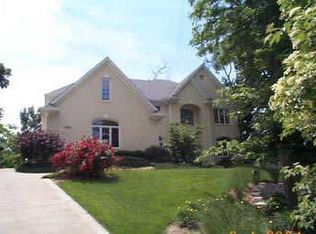 10226 E Springstone Rd, McCordsville, IN 46055