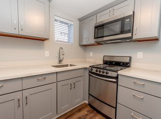 1402 SW 12th Ave APT 1, Portland, OR 97201