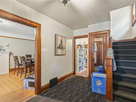 4th image of 44 Dalewood Cres