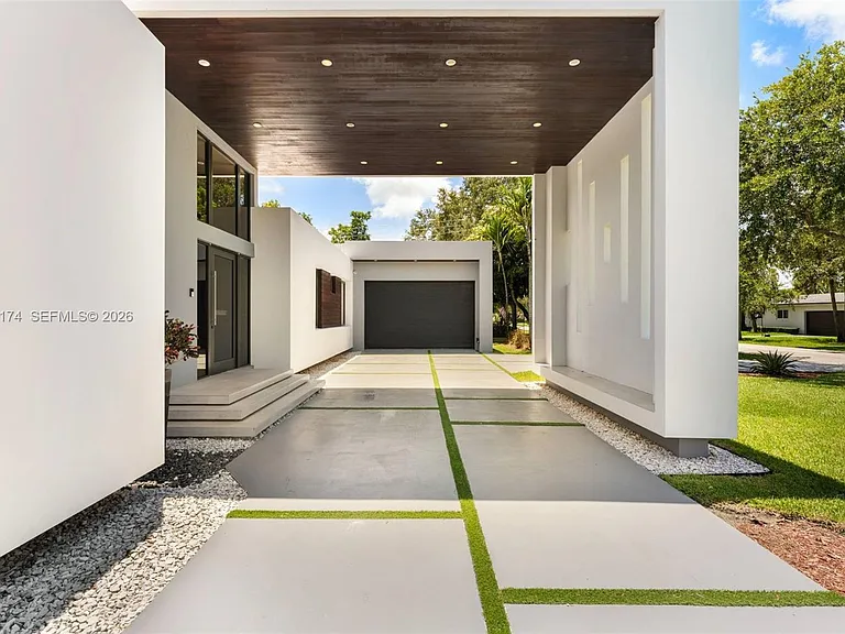 15315 SW 84th Ave — Photo 9