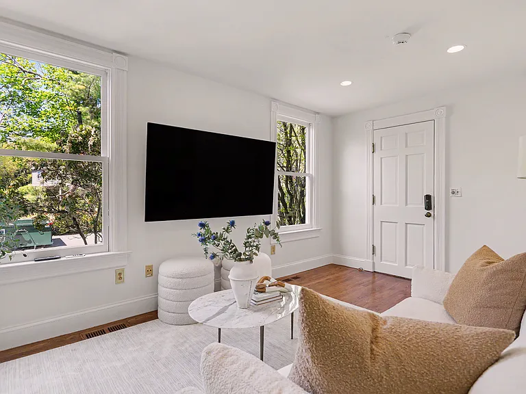 462 Riverside Ave — Photo 26