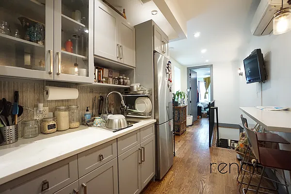 Rented by Rennit Inc. | media 29