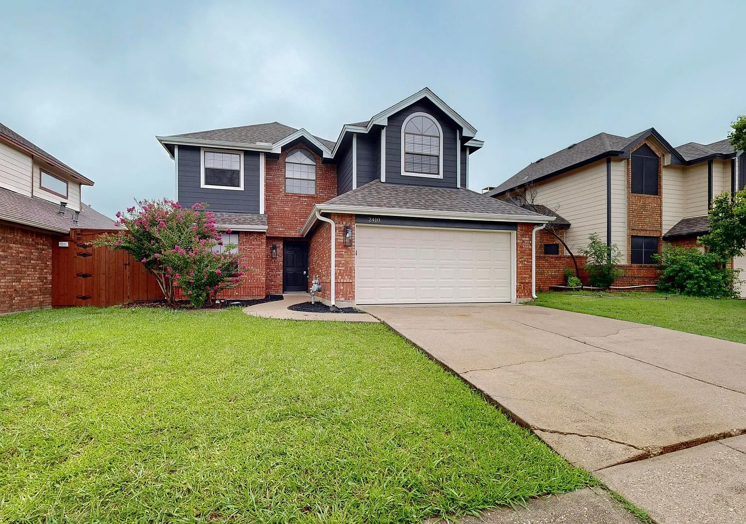 Renovation in Carrollton Ready For Move-In — Photo 3