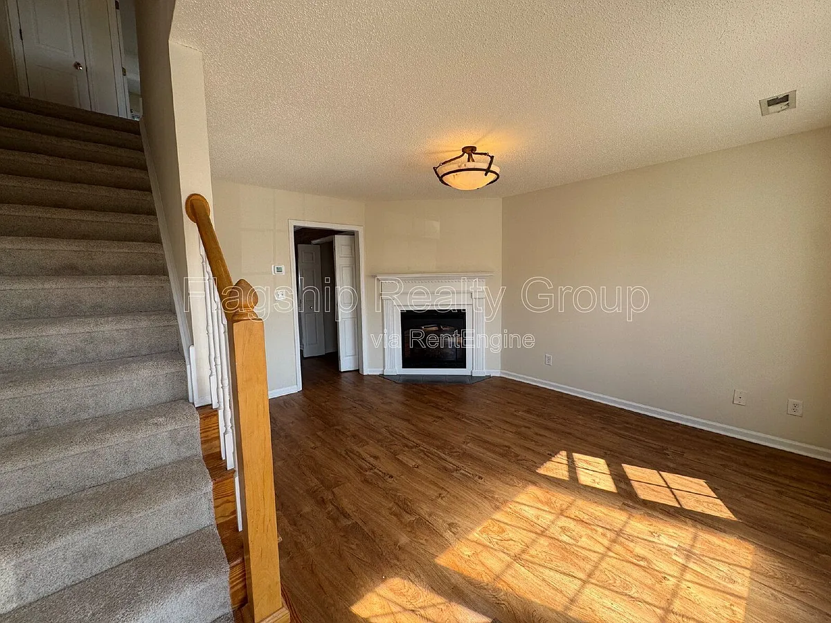 Building Photo - 2148 Flagstone Ct