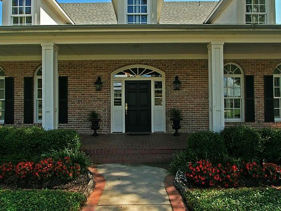 3rd image of 3113 Triple Crown Ct