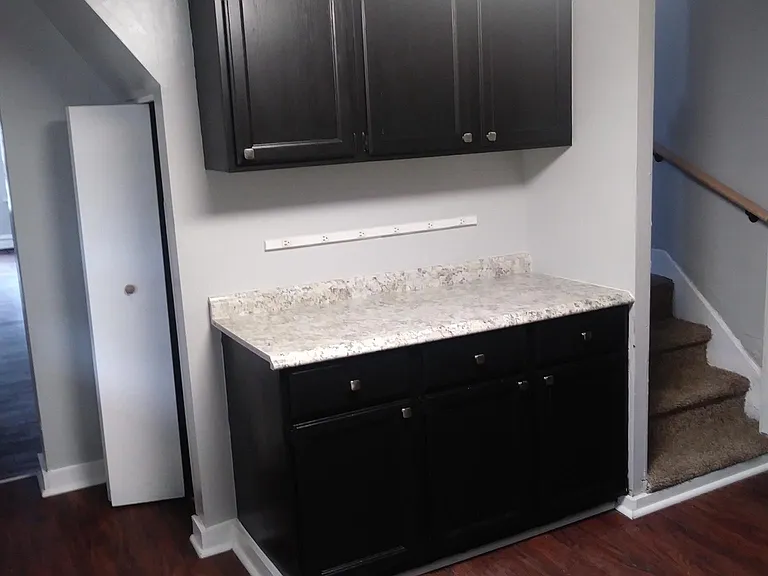 1328 Main St — Photo 14