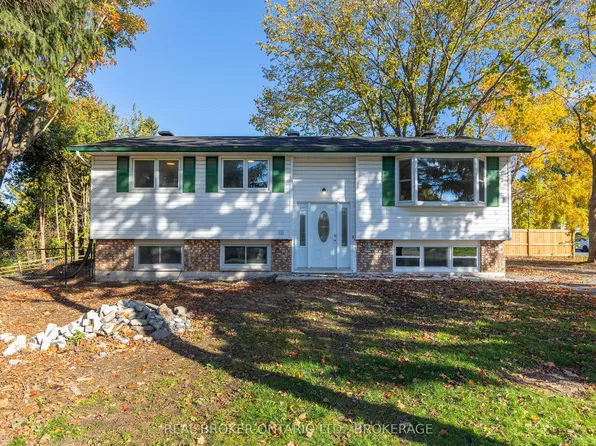 759 High Gate Park Dr, Kingston, ON K7M 5Z6