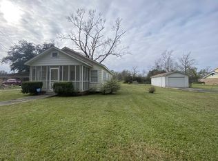 2019 40th St, Orange, TX 77630
