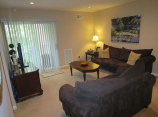 20 Spruce Ter, Mount Arlington, NJ 07856