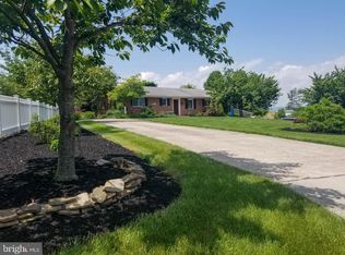 7819 Valley View Ln, Greencastle, PA 17225