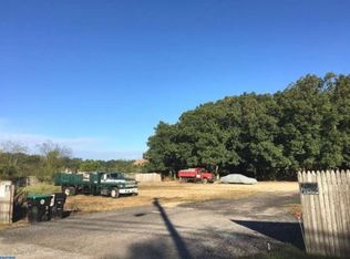 105 Cedarbrook Rd, Sicklerville, NJ 08081